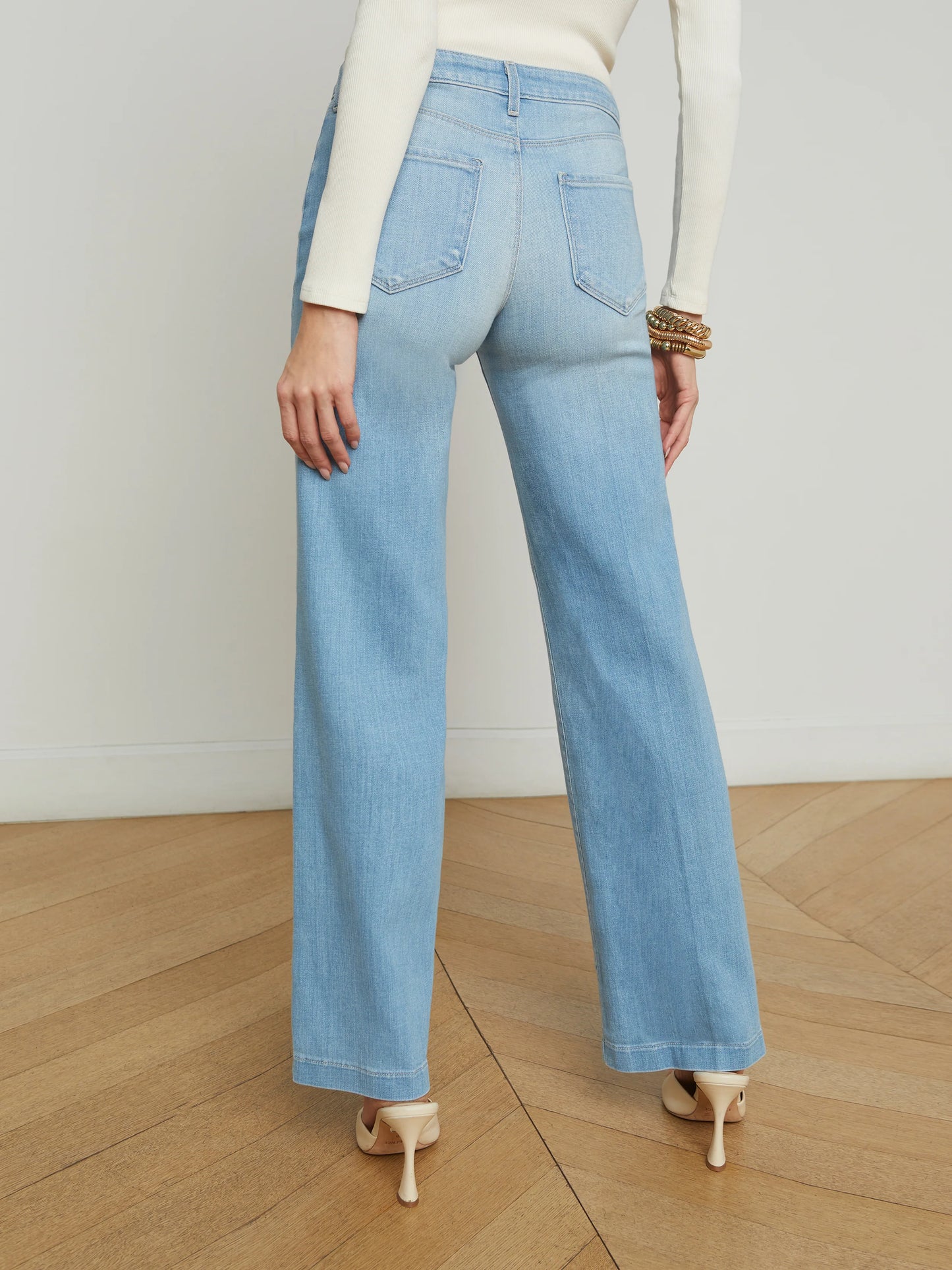 Joanne Low-Rise Wide-Leg Jean