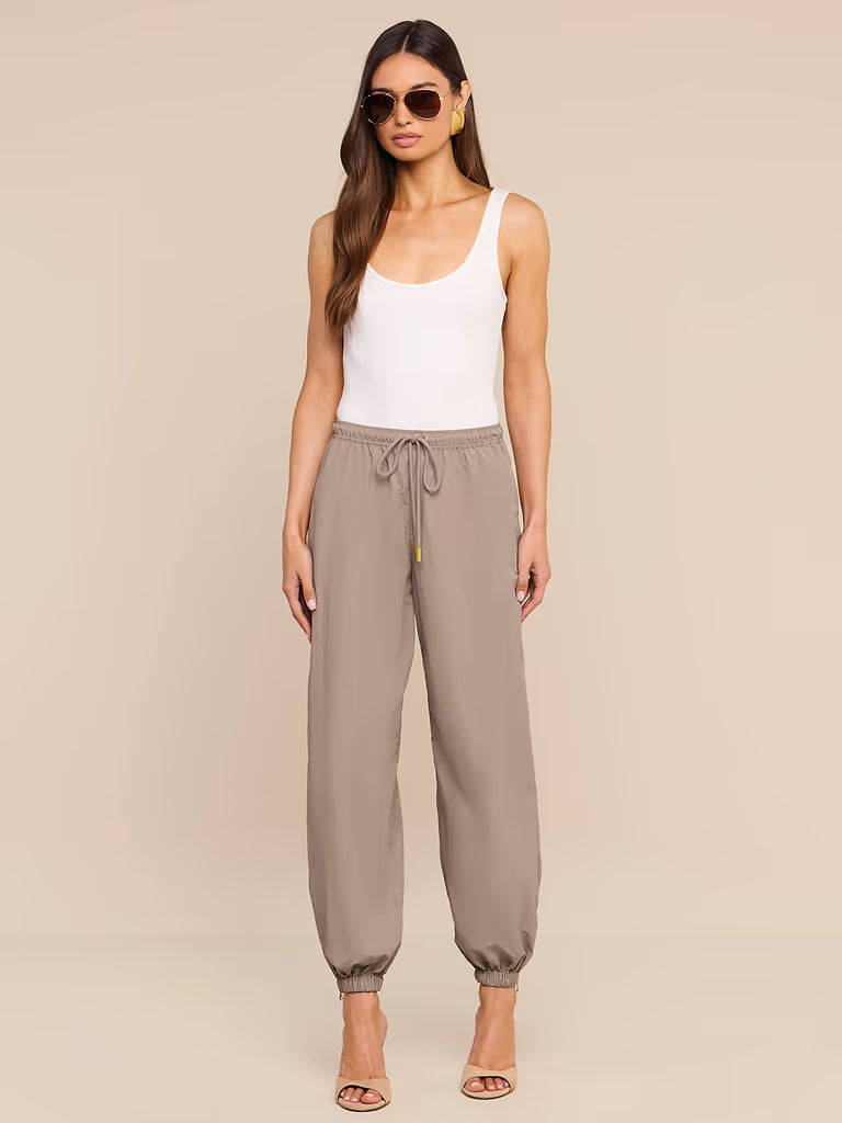Mariko Jogger