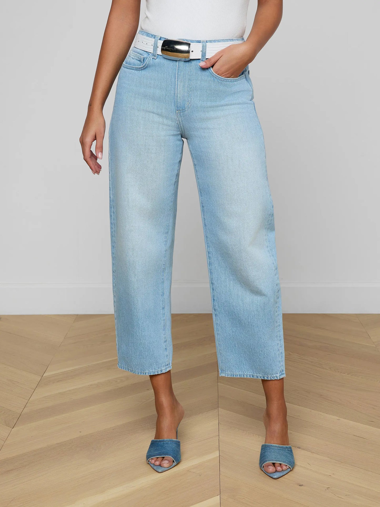 Mallis Bow-Leg Jean