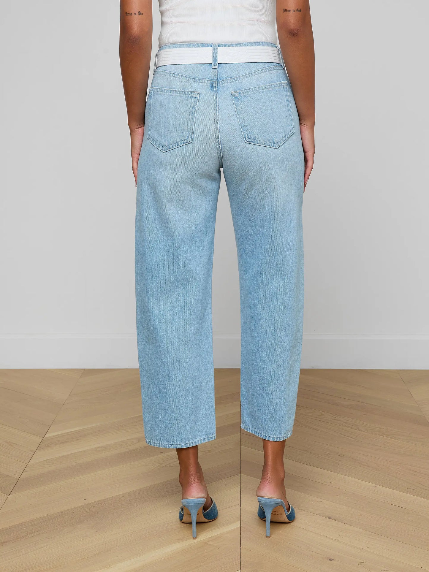 Mallis Bow-Leg Jean