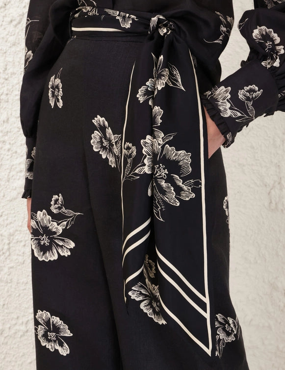 Wide Leg Pant in Black Poppy