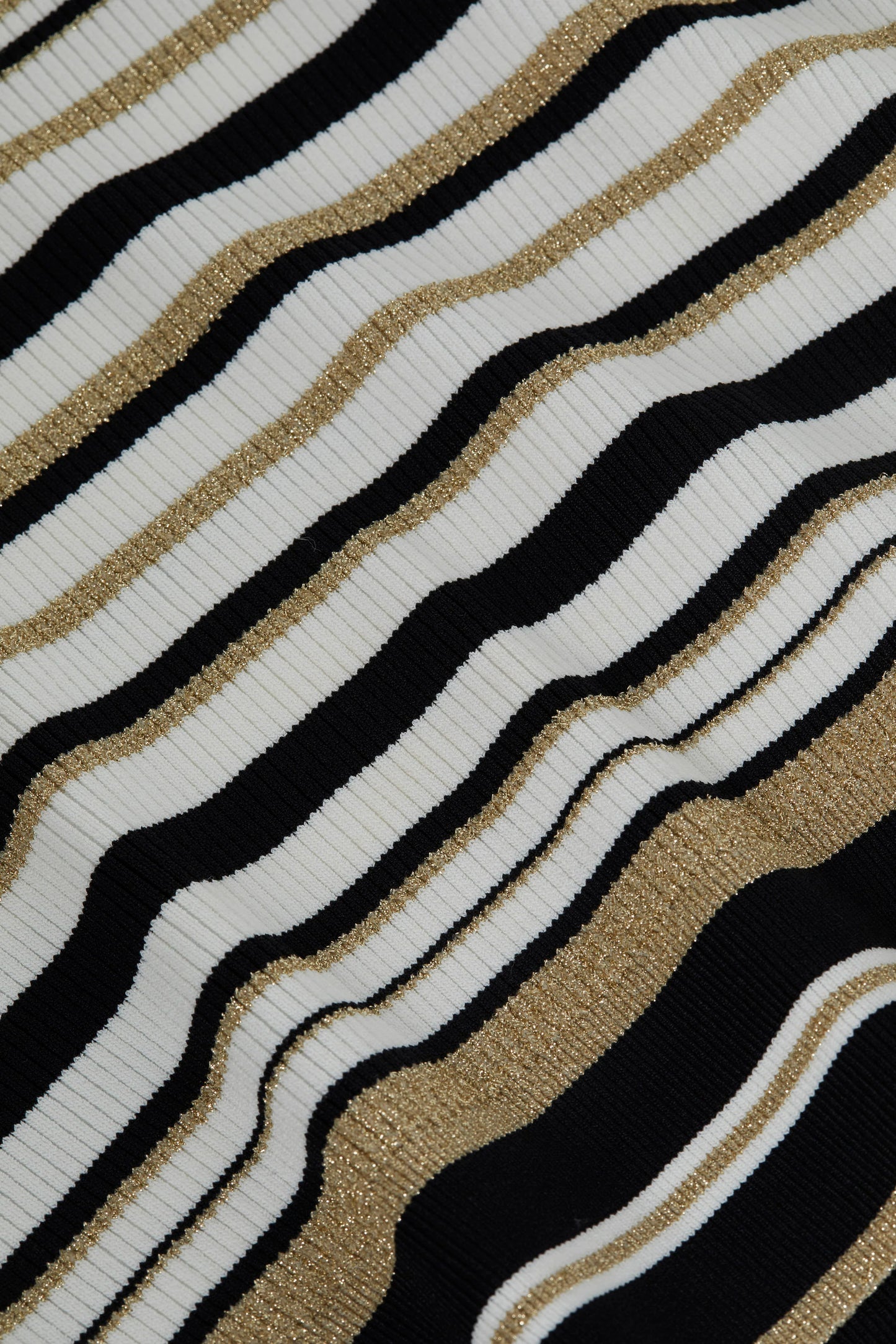 Yukio Cropped Pullover