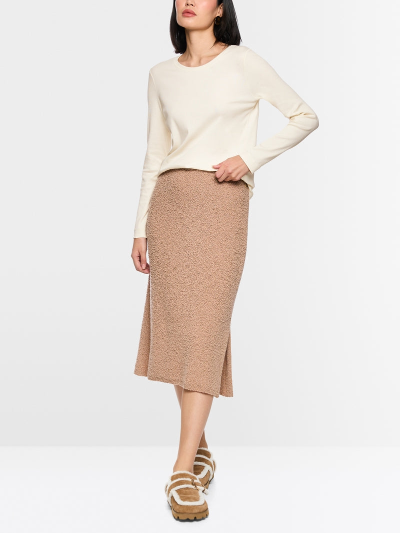 Classic long-sleeved shirt