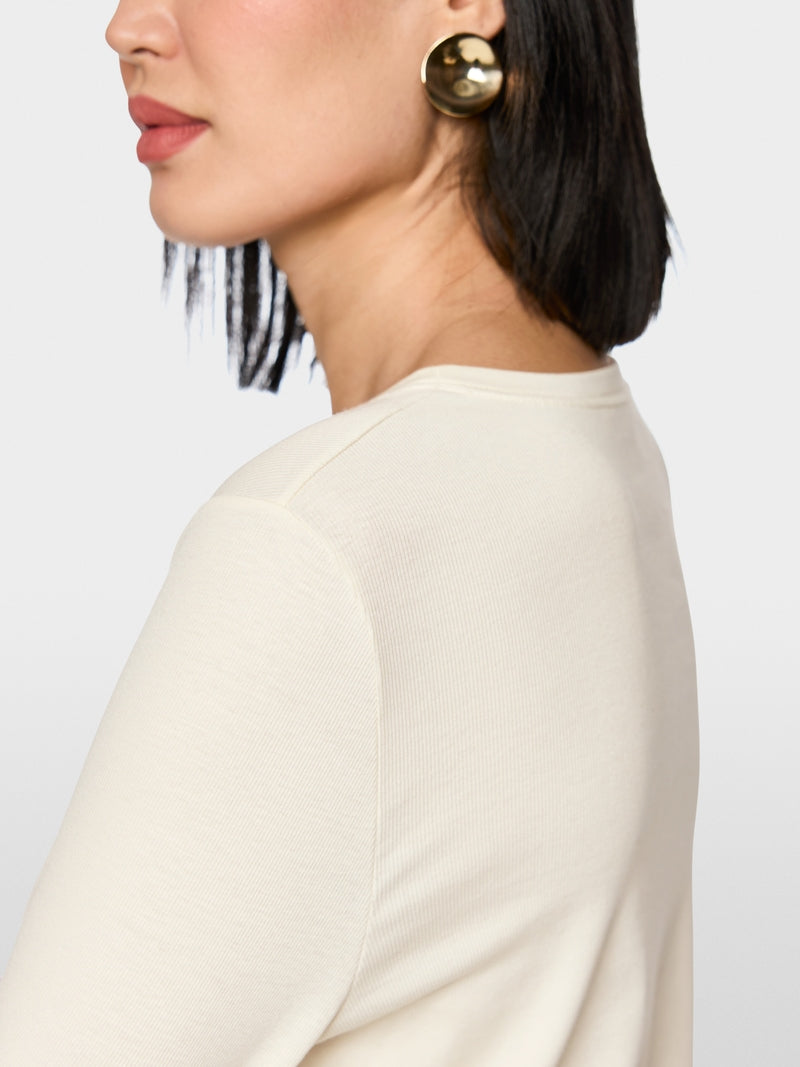 Classic long-sleeved shirt