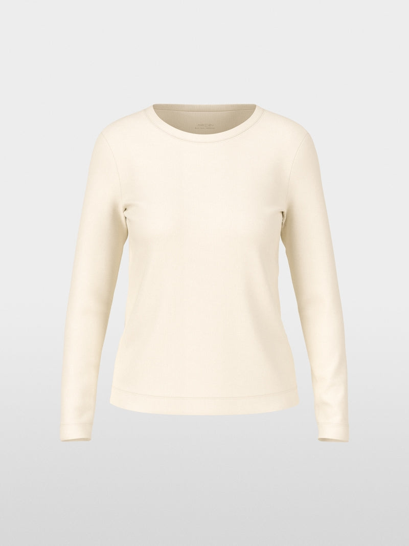 Classic long-sleeved shirt